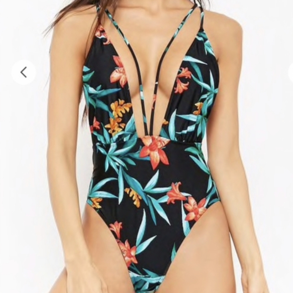 🖤New Forever 21 Swimsuit 🖤